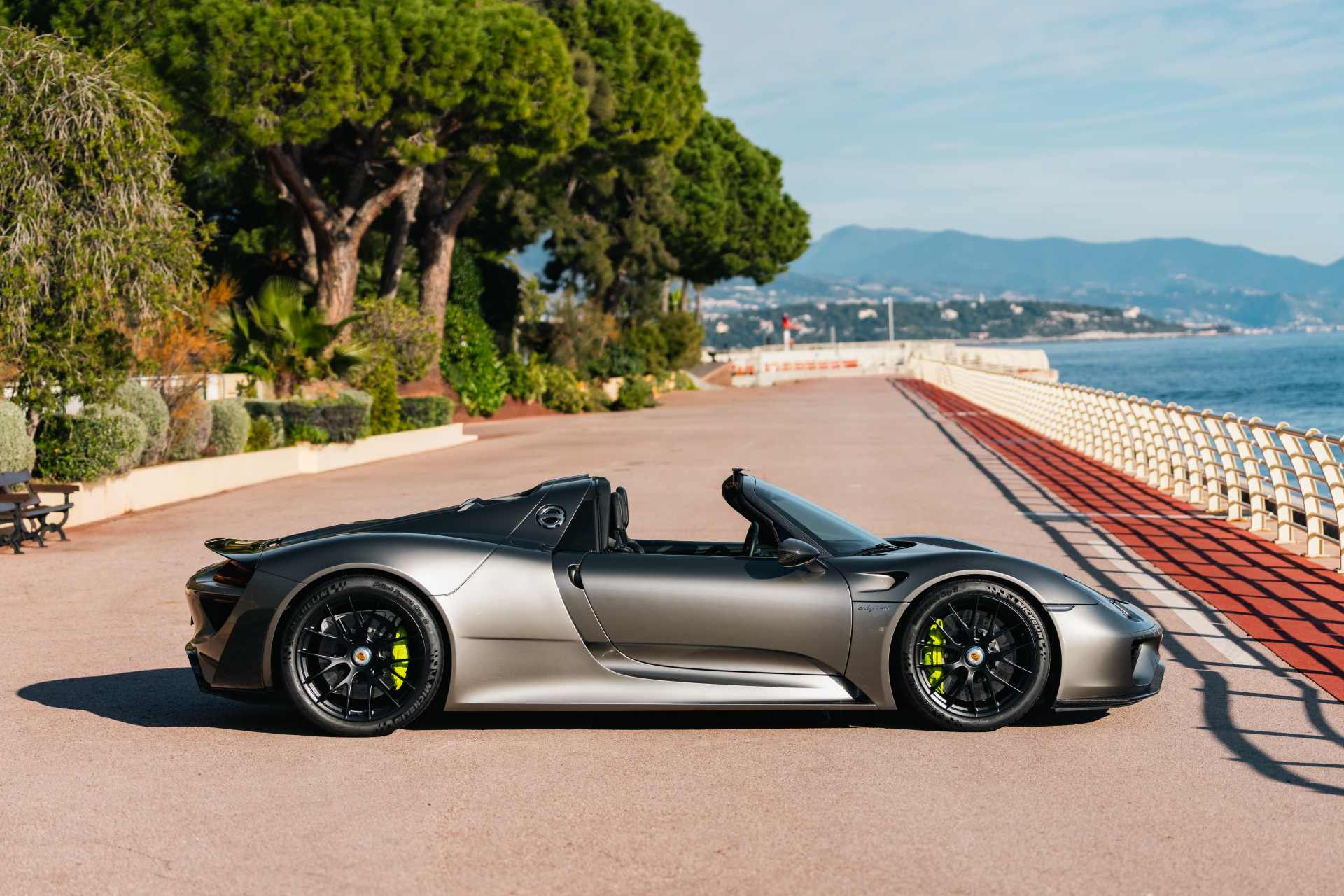 2015 Porsche 918 Spyder 'Weissach' | Girardo & Co
